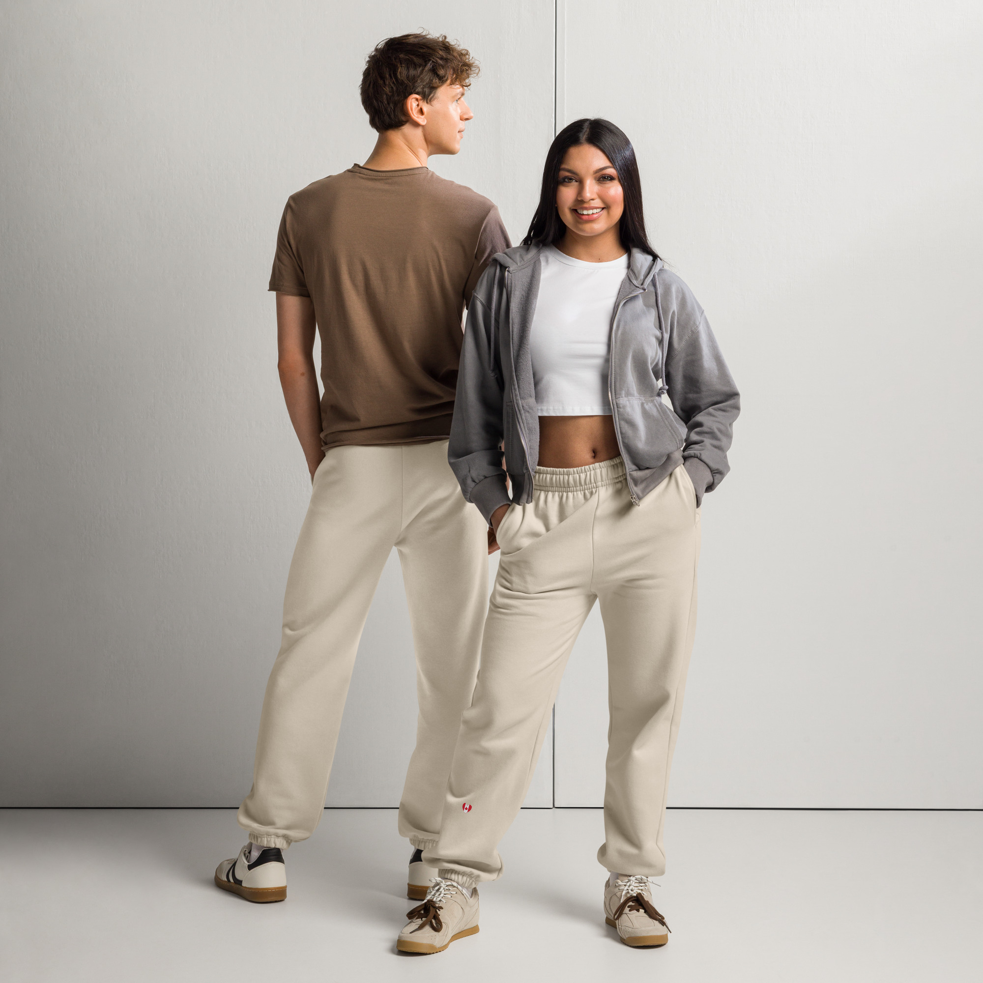 Heavyweight sweatpants - Image 32